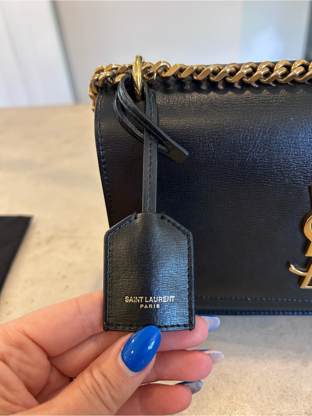 Saint Laurent Black Sunset Medium With Smooth Leather and gold hardware - Picture 4 of 11